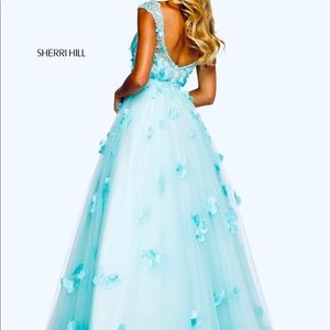 Spring 2020 Sherri Hill Gown